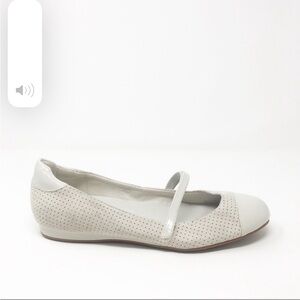 Cole Haan Women's Gray Suede Leather/Patent Suede Mary Jane Cap Toe Flats